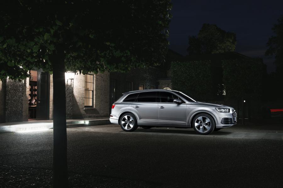  Audi Q7 TDI Quattro S-Line (4M) 2015 года  (UK) (фото 14 из 40)